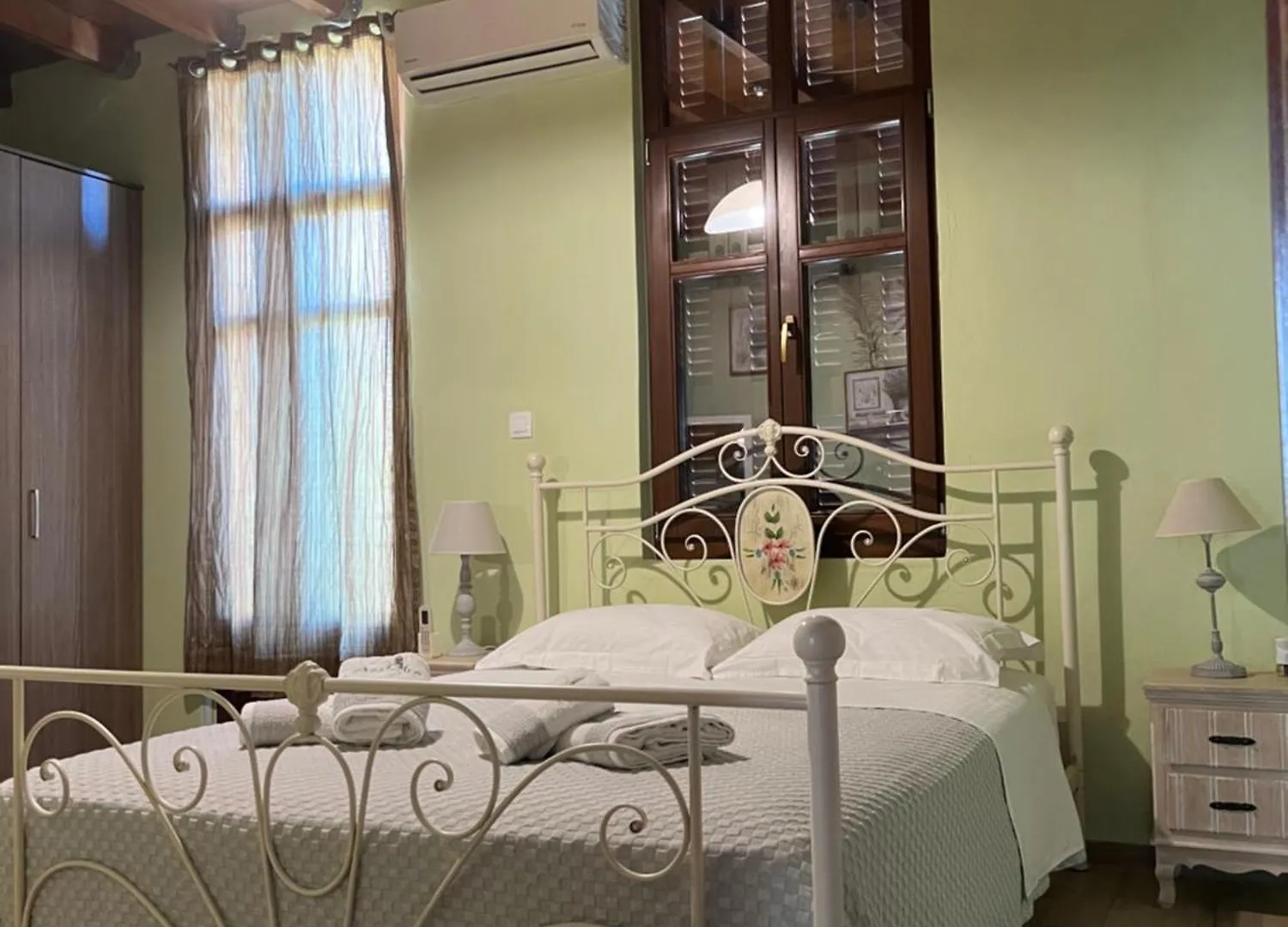 Asikiko Suites location